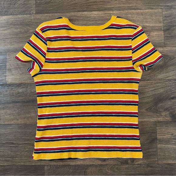 No Boundaries Yellow Red Ribbed Short Sleeve T-Shirt - Picture 7 of 9